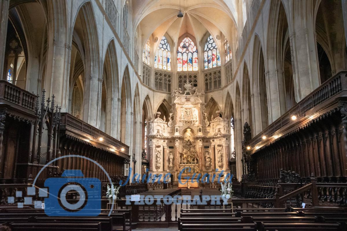 La-Cathedrale-de-Saint-Etienne-28