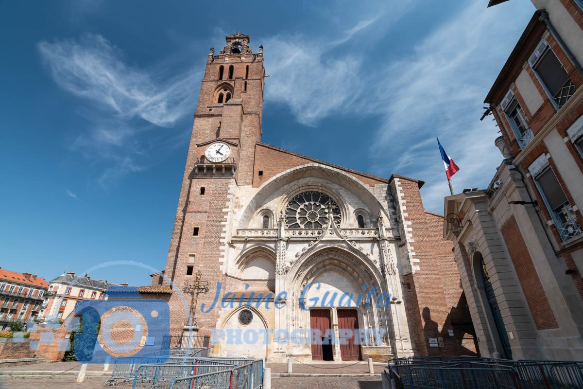 La-Cathedrale-de-Saint-Etienne-3