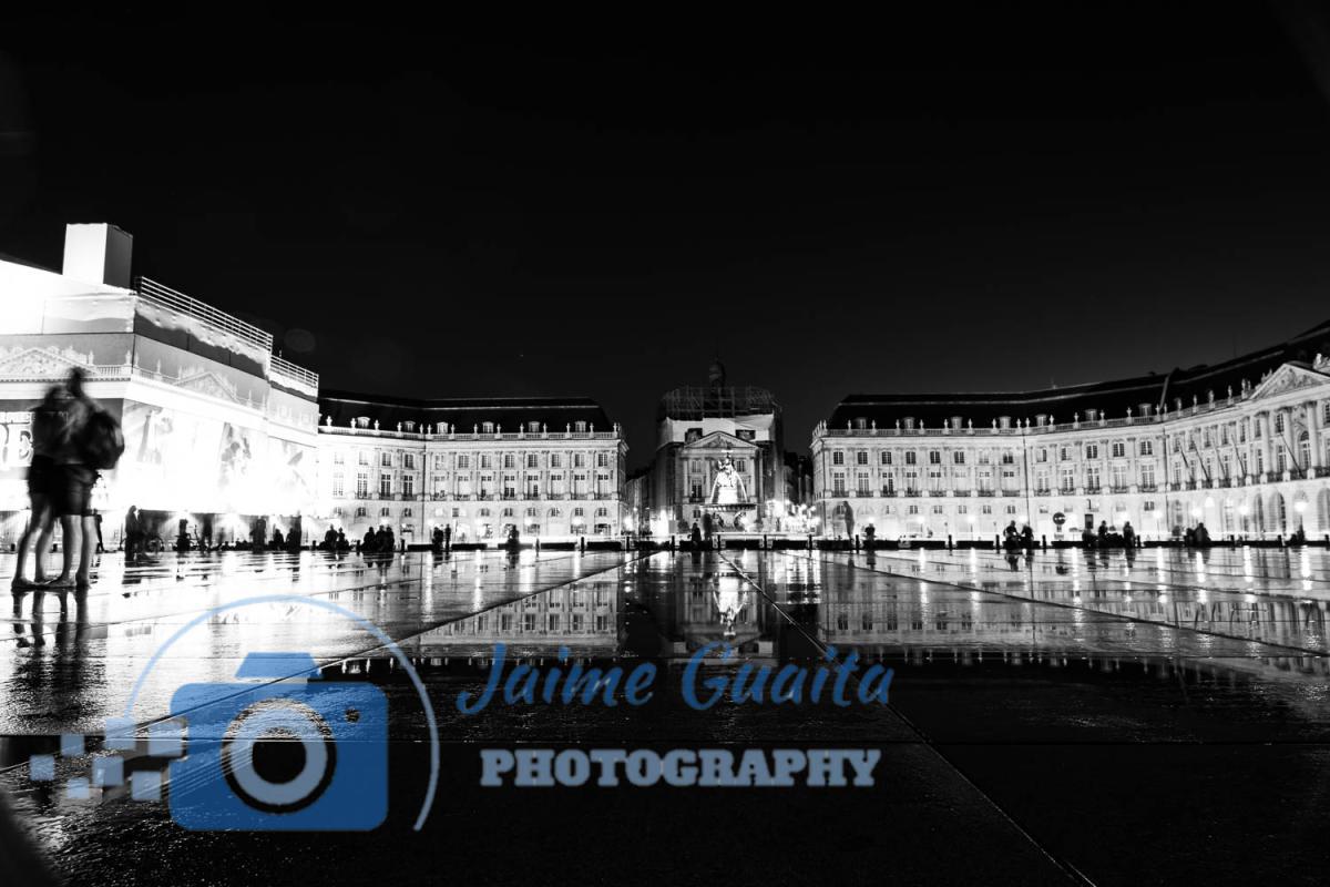 Place-de-la-Bourse-2-de-2